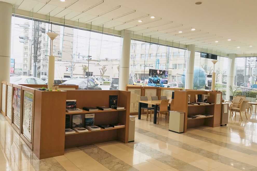 金沢本店 内観