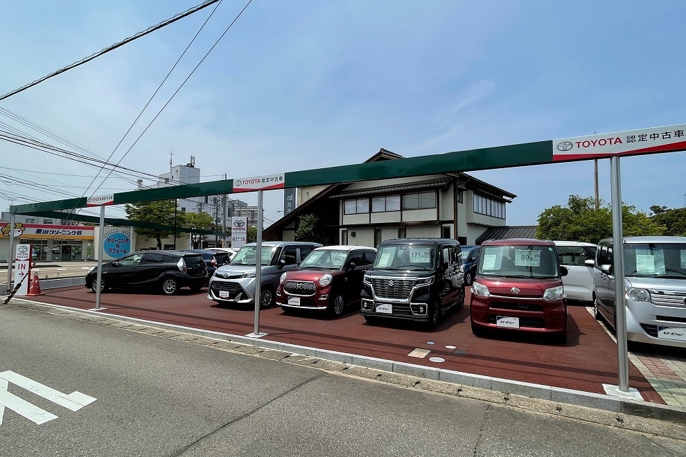 中古車タント