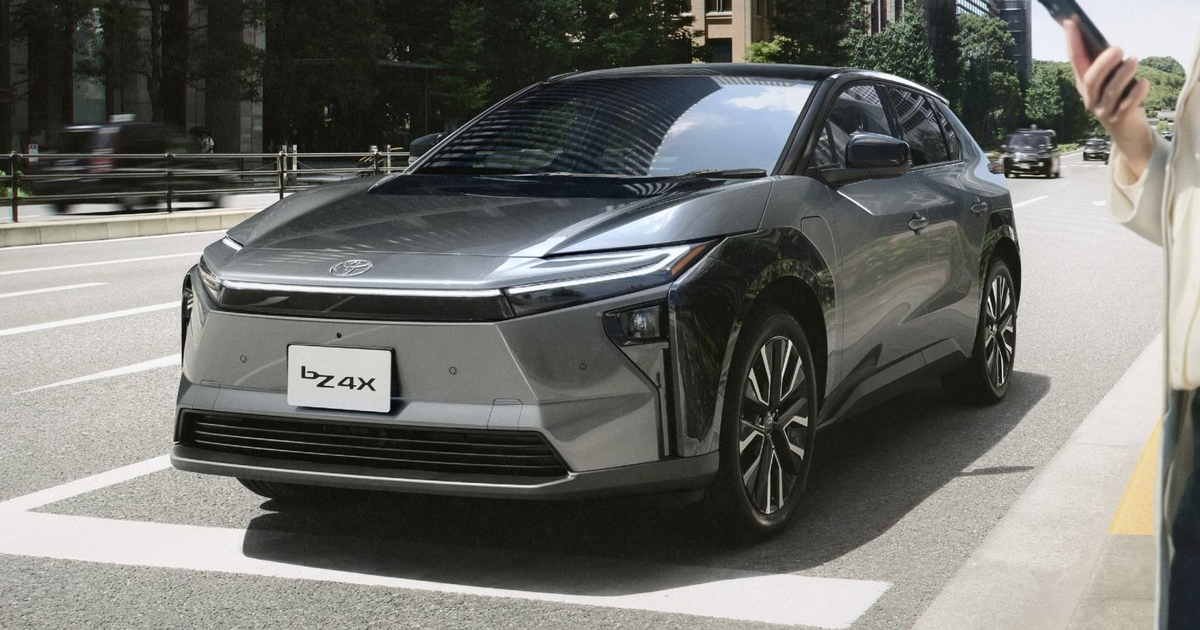 bZ4X | お車のことなら石川トヨペットカローラで